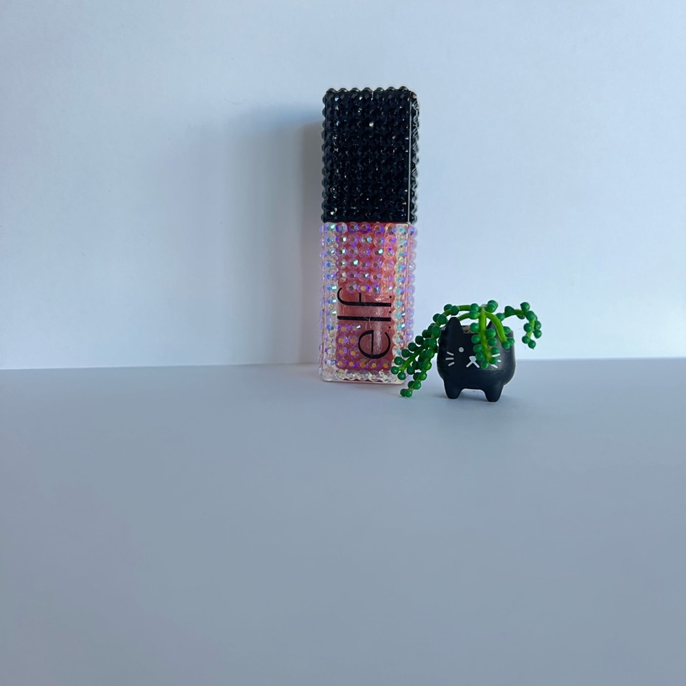 e.l.f. Black and Pink Lip Gloss